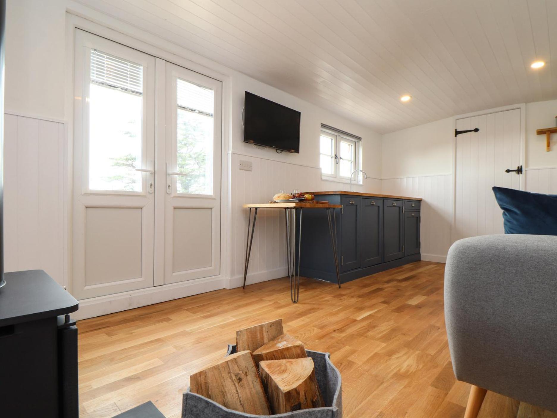 Sebright Villa Сейнт Остел Екстериор снимка